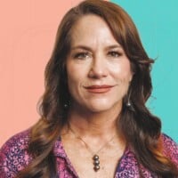 Headshot Shawn Kanaiaupuni